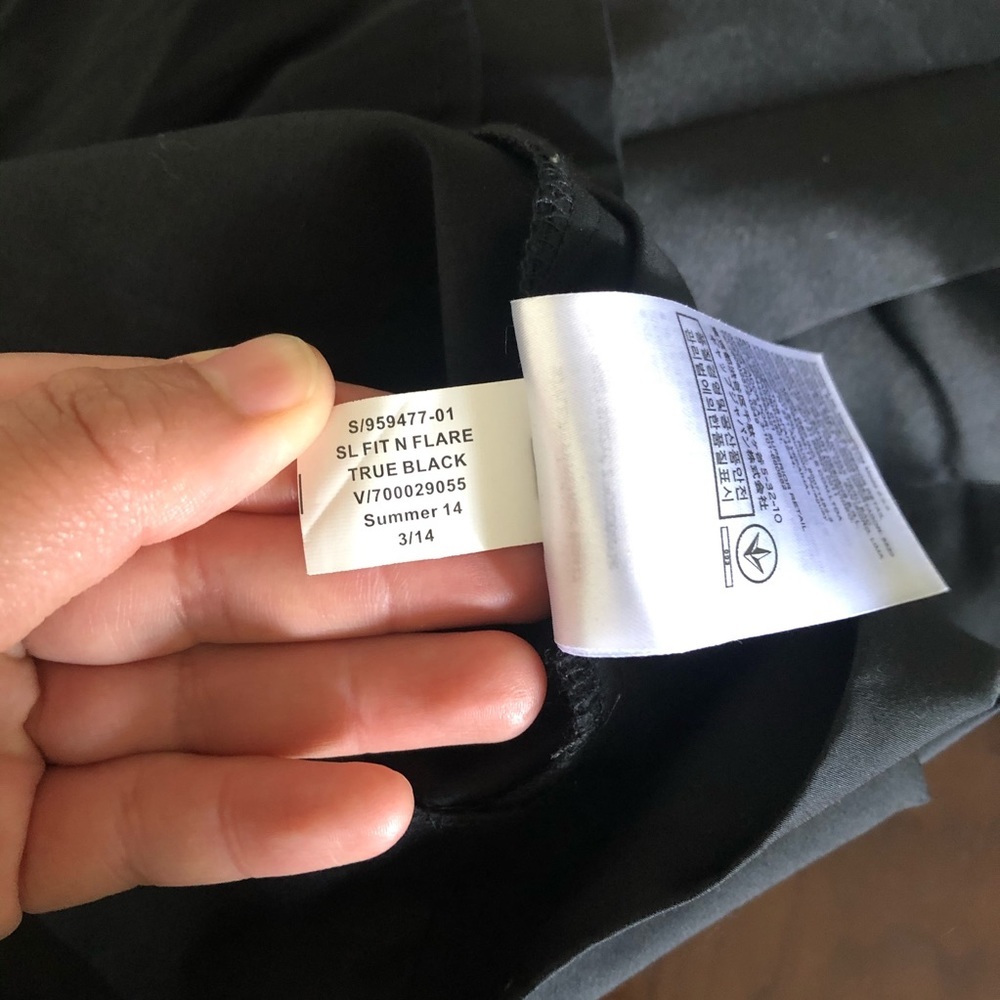 🐕 NWOT GAP fit and flare cotton dress - Picture 9 of 10